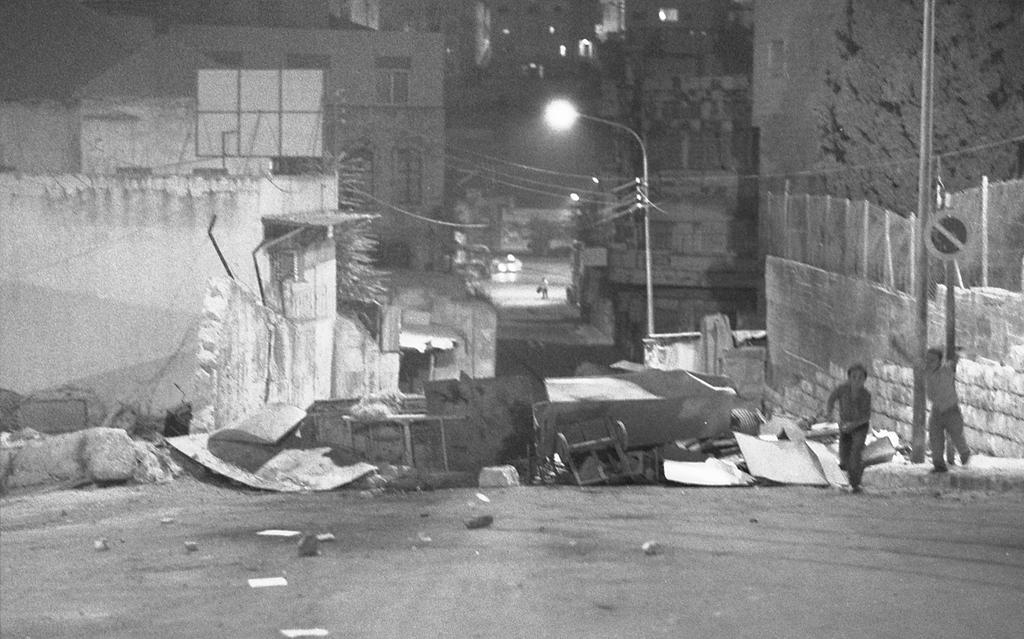 Preparing barricades ahead of invasion